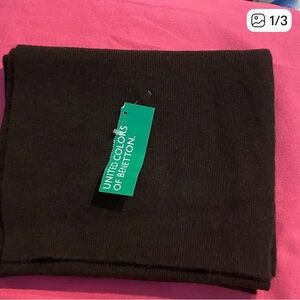 NWT United Colors of Benetton Dark Brown Ribbed Wool Scarf